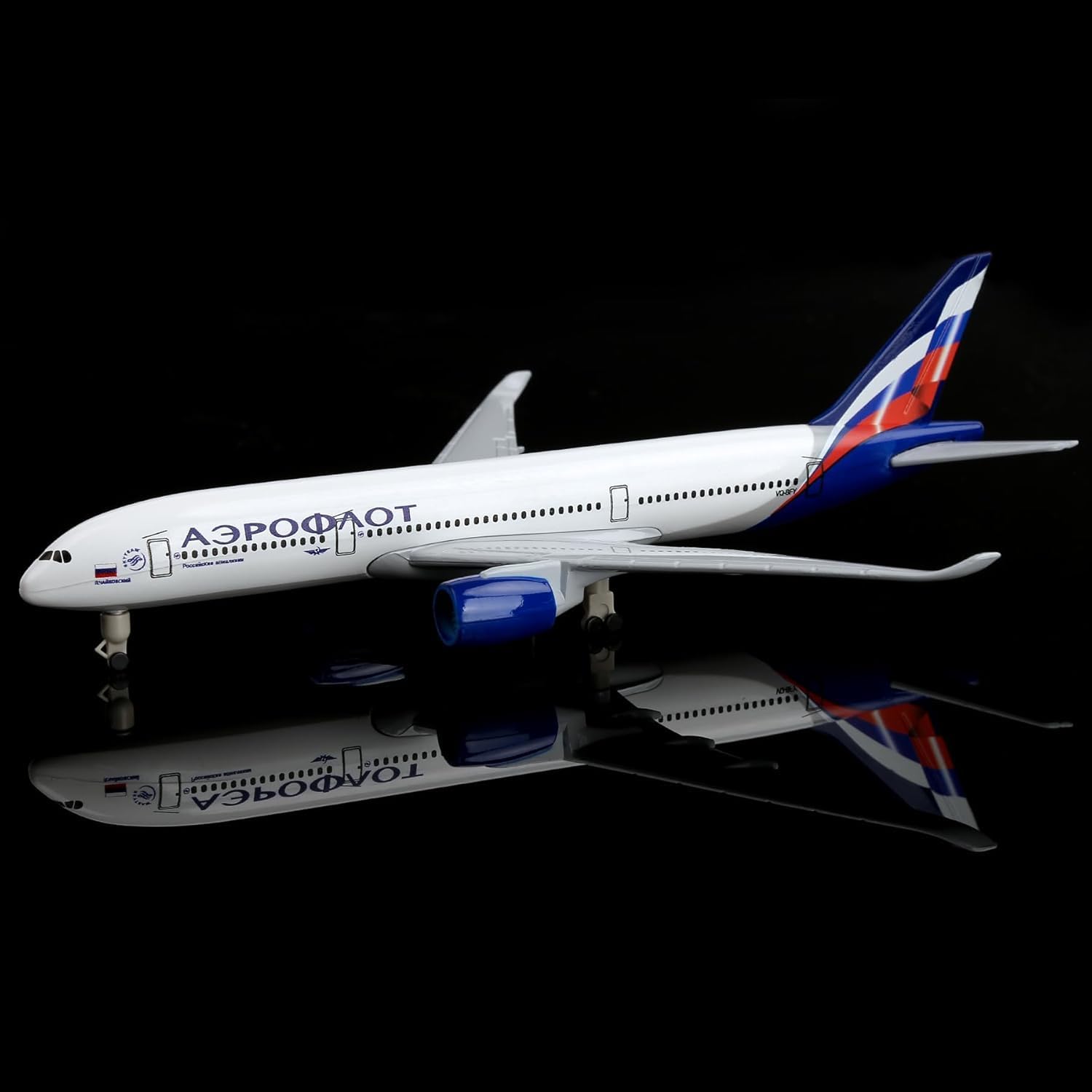 Model Kit Planes - 20cm合金製飛行機模型 ロシアA350ダイキャストメタル飛行機模型キット スタンドと車輪付き 航空愛好家へのギフトまたは飛行機玩具