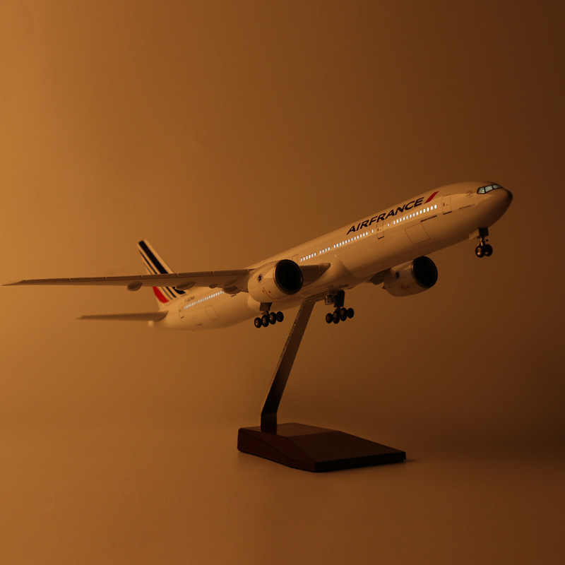 1/150スケール大型飛行機 47cm フランス B777  - Model Kit Planes のレビューと価格