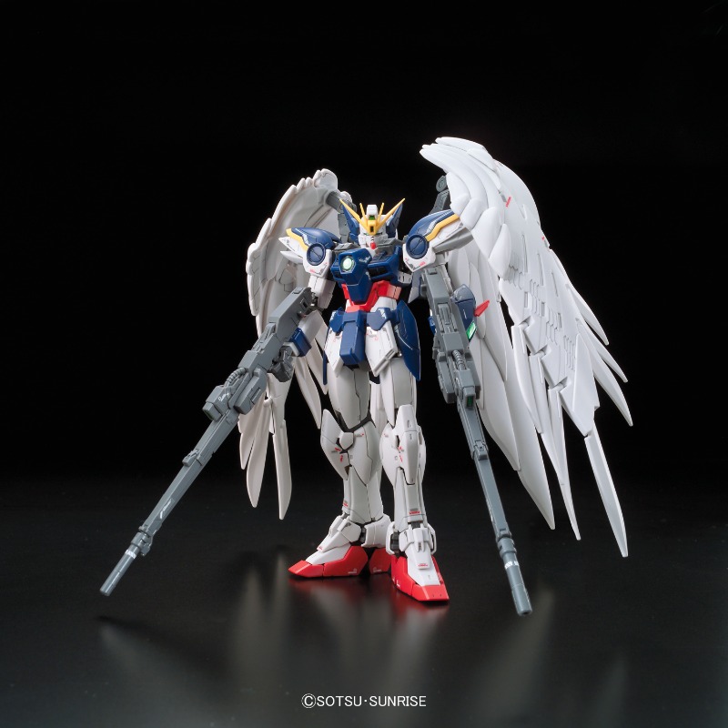 バンダイ 100% 本物のガンダムモデルキット RG 1/1 - Bandai Model Gundam Rg のレビューと価格
